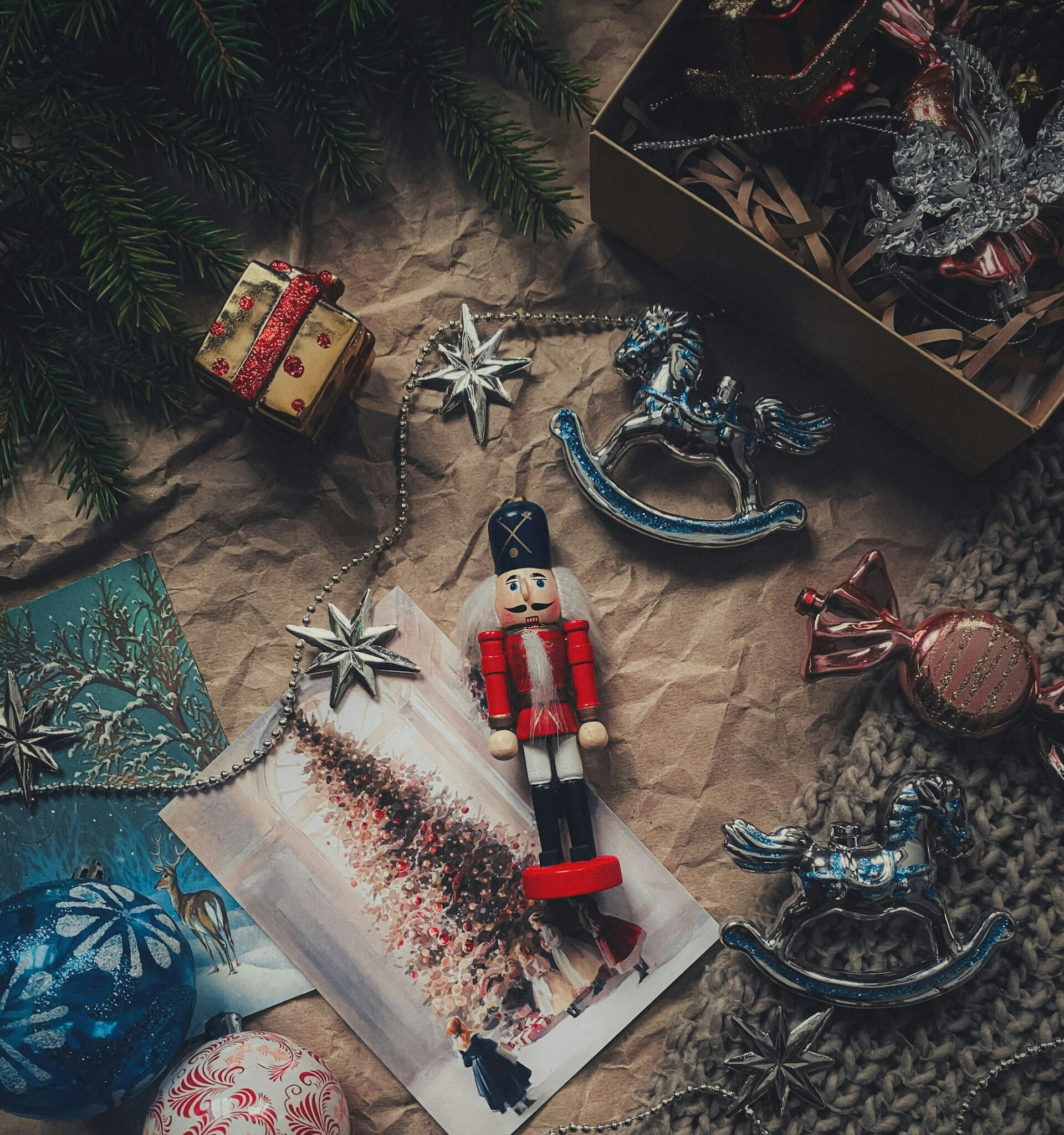 gevraagd; kerstspullen die: heel, compleet, schoon en bruikbaar zijn. Vanaf 12 september start de inzameling, kom ook je kerstdecoratie brengen. houdt onze socialmedia accounts in de gaten. Waagpassage 60-62, Lelystad Woensdag en Zaterdag 11.00 –1400 uur